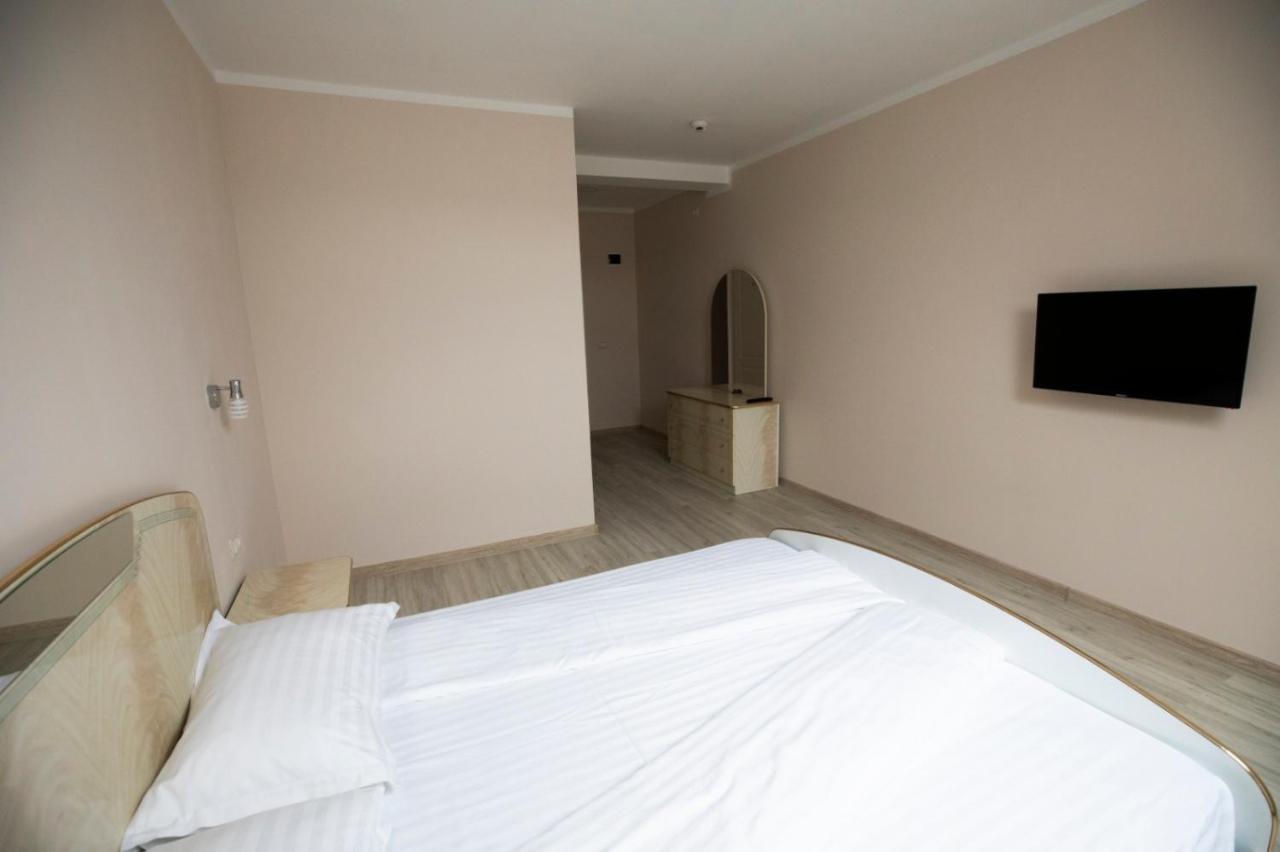 Regal Ballroom Caransebeş Zewnętrze zdjęcie