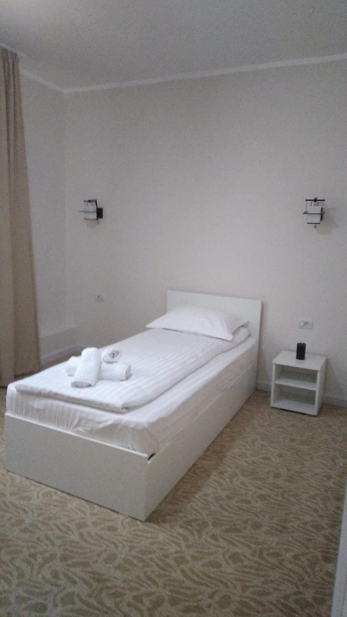 Regal Ballroom Caransebeş Zewnętrze zdjęcie